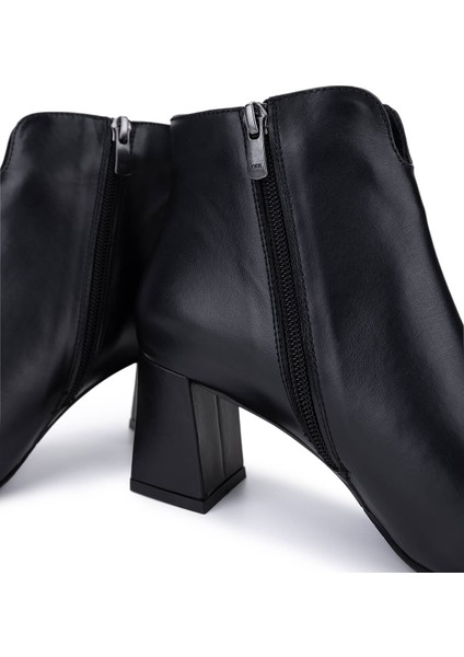 Kadın Hakiki Deri Siyah Topuklu Bot 1074 2281 Bn Bot SK25-26 Sıyah Napa indirimleri
