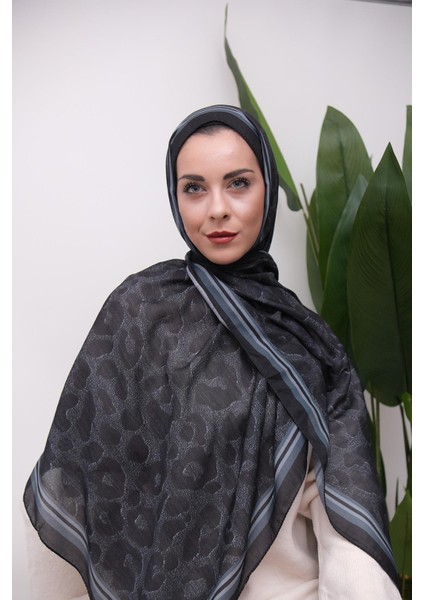 Leopar Desenli Dijital Soft Şal fırsatları