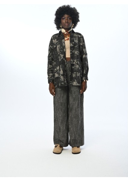 Kadın Desenli Siyah Renk Oversize Kesim Gömlek modelleri