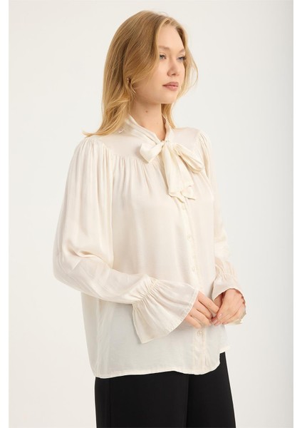 Bağcıklı Dik Yaka Gömlek modelleri