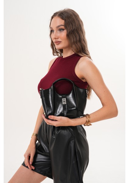 Ekstralı Önü Kilit Detaylı ve Fermuarlı Kadın Omuz Çantası modelleri