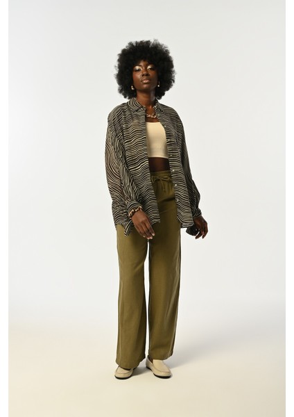 Kadın Kolları Bağlamalı Desenli Oversize Kesim Gömlek indirimleri