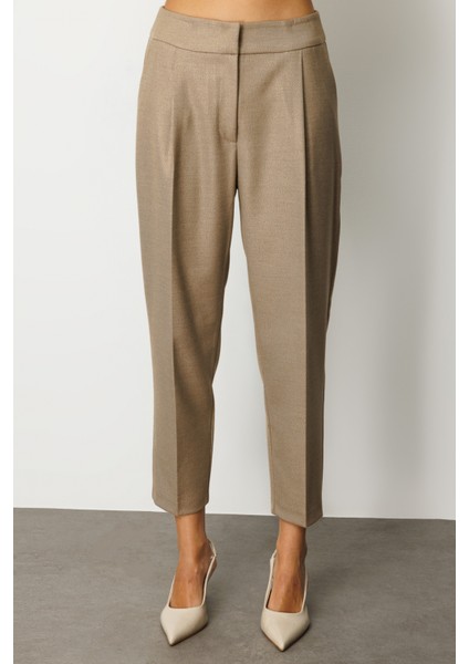Kadın Yüksek Bel Dar Paça Pantolon 5055 Gold modelleri