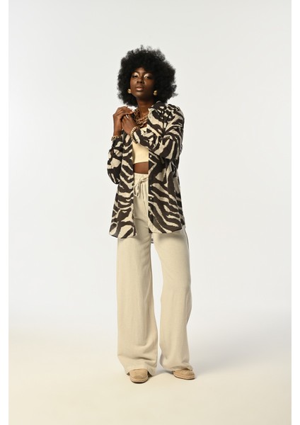 Kadın Zebra Desenli Oversize Kesim Gömlek modelleri