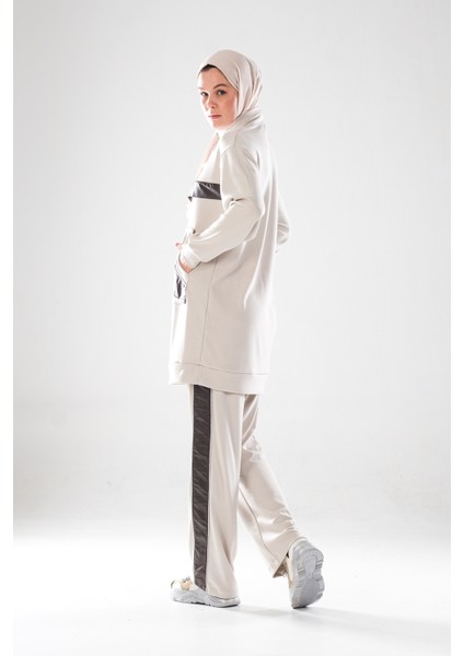 2280_KADIN Fermuarlı Dik Yaka, Gümüş Biye Detaylı, Spor Eşofman Takımı–kanguru Cep, Şeritli Pantolon indirimleri