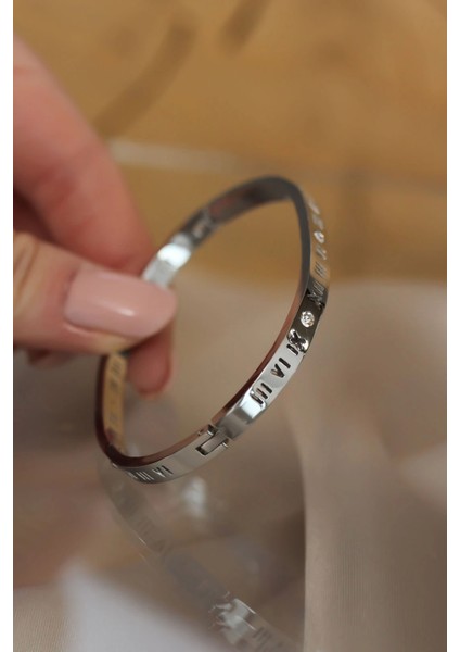 Bfs 316L Çelik Roma Rakamlı Silver Renk Bilezik Kelepçe fiyatları