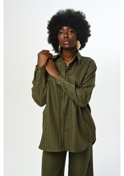 Kadın Çizgili Desenli Düz Renk Oversize Kesim Gömlek fiyatları