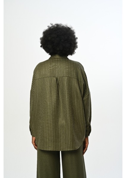 Kadın Çizgili Desenli Düz Renk Oversize Kesim Gömlek fırsatları