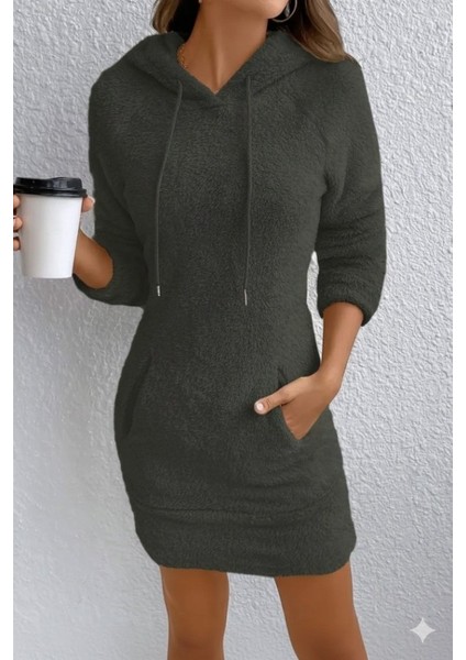 Kadın Uzun Kollu Kapşonlu Cepli Mini Peluş Elbise