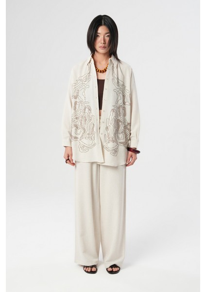 Kadın Natur Renk Önü Boncuk-Pul Işlemeli Oversize Gömlek fırsatları