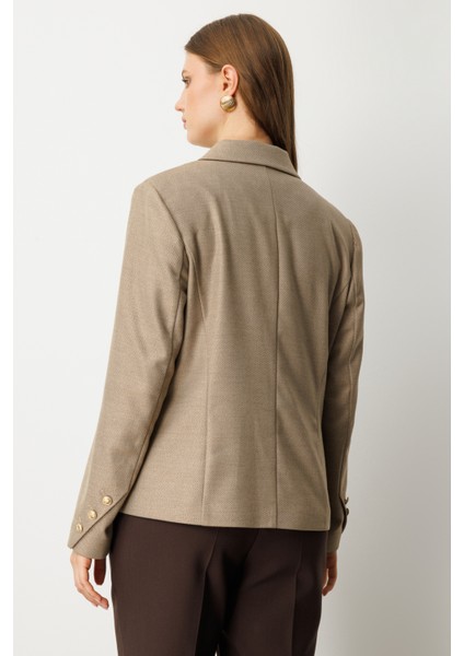 Kadın Büyük Beden Kapak Cepli Ceket 5549 Gold fırsatları