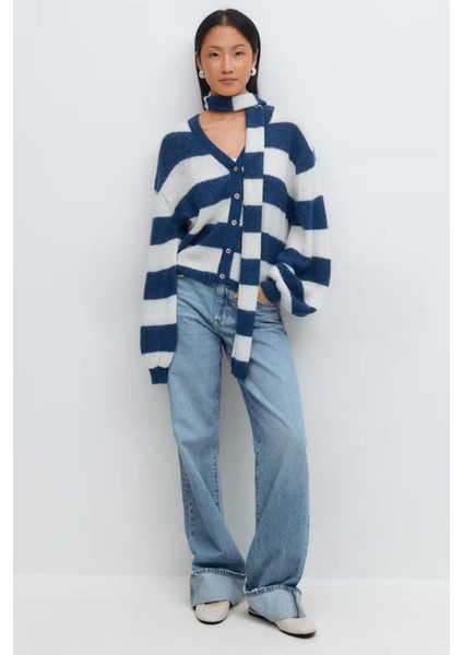 Lacivert Çizigli Atkılı Kadın Triko Hırka MG2588 fırsatları