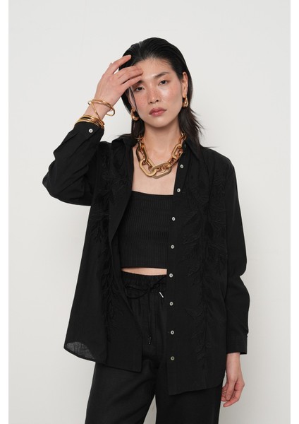 Kadın Siyah Dal Şeklinde Nakış Işlemeli Oversize Gömlek fiyatları