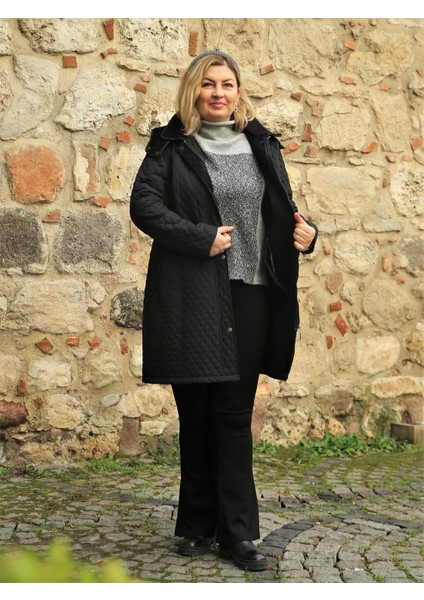 Reva Kapüşonlu Kapitone Kışlık Lacivert Büyük Beden Kadın Mont modelleri