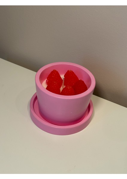 Çilekli Pasta Konseptli Tasarım Mumluk | Kapaklı Soya Mum