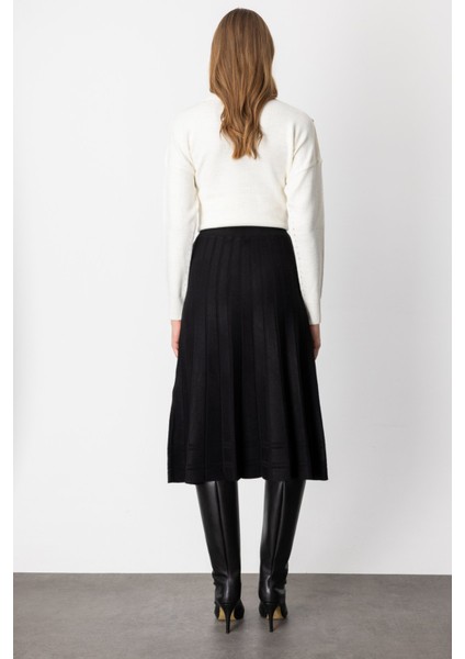 Kadın Pileli Midi Boy Triko Etek 60201 Siyah fırsatları