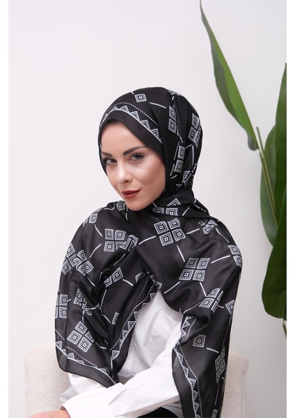 Geometrik Desenli Dijital Soft Şal indirimleri