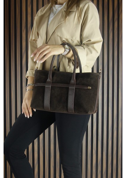 Bitter Hakiki Dana Süet Fermuarlı Üç Bölmeli Iç Cepli Askılı Orta Boy Günlük Omuz Çantası indirimleri