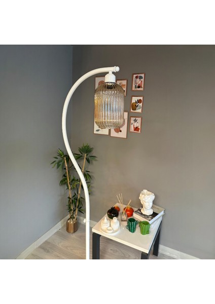 Wingmn Beyaz Gövde Bal Rengi Cam Lambader Modern Dekoratif Metal Oturma Odası Çalışma Odası Zemin fiyatları