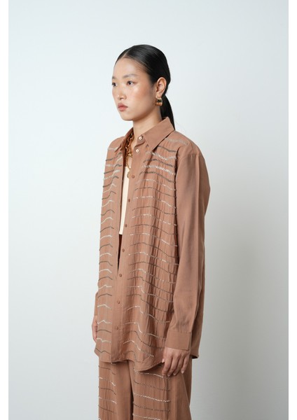 Kadın Yatay Şerit Taş Işlemeli Düz Renk Oversize Gömlek modelleri