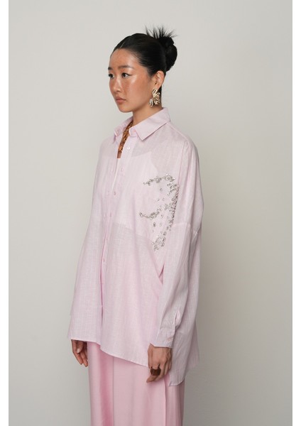 Kadın Tek Cepli Taş Işlemeli Pembe Renk Oversize Gömlek fiyatları