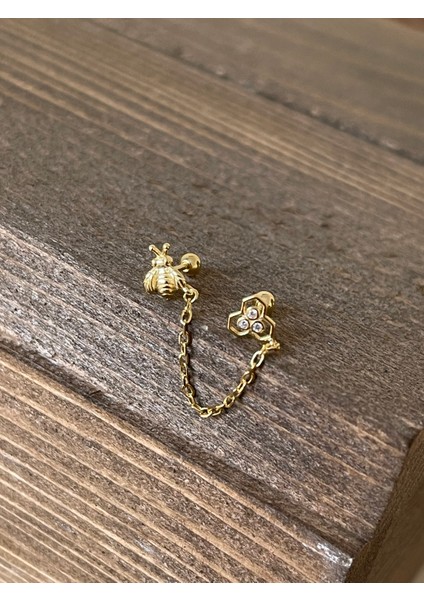 925 Ayar Gümüş Arılı Tasarım Zincirli Piercing Gümüş Küpe fiyatları