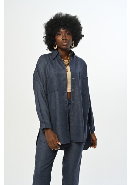 Kadın Çift Cepli Düz Renk Kolları Büzgülü Oversize Kesim Gömlek fiyatları