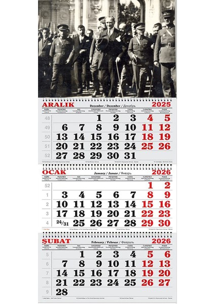 2026 Yılı Gemici Takvimi Atatürk Dolmabahçe Sarayı Önünde