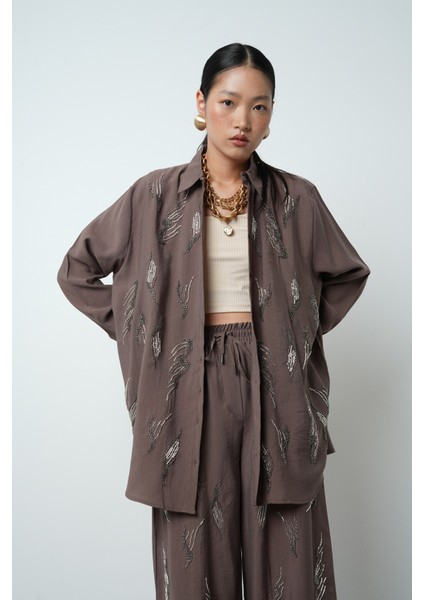 Kadın Önü Taş Işlemeli Düz Renk Oversize Gömlek modelleri