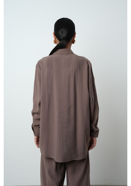 Kadın Önü Taş Işlemeli Düz Renk Oversize Gömlek indirimleri