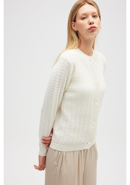 Zoey Mini Kabartma Örgülü Triko Hırka - Ekru