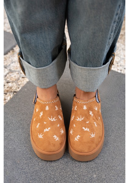 Tavia Taba Süet Nakışlı Kürklü Bot