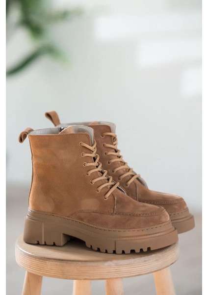 Patrick Kadın Hakiki Deri Süet Postal Camel