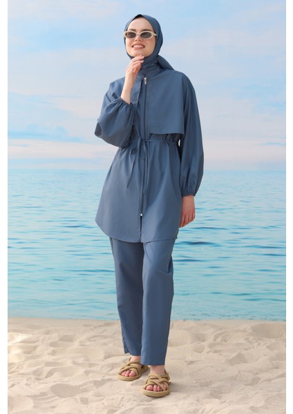 Rüzgarlıklı Yüzme Takımı Mavi