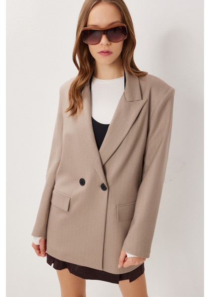 Oversize Vatkalı Çizgili Dokuma Ceket LWF0049 Vizon fırsatları