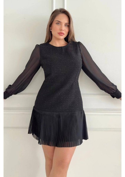 Etek Ucu Piliseli Şanel Kumaş Uzun Kollu Midi Boy Modern Tasarım Kadın Elbise 021