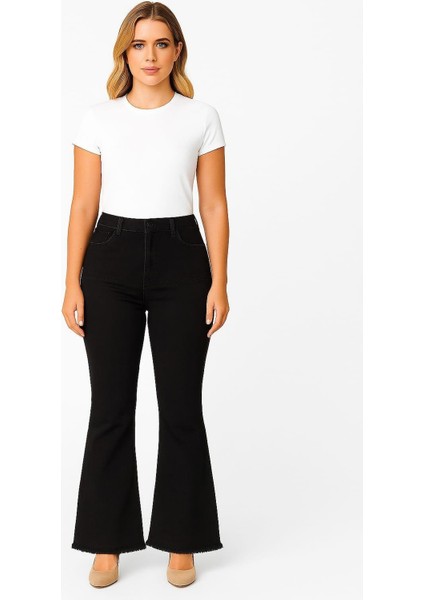 Kadın Büyük Beden Siyah, Ön Arka Kup Dikiş Detaylı, Pis Dikişli Ispanyol Paça Kot Pantolon 65N39171