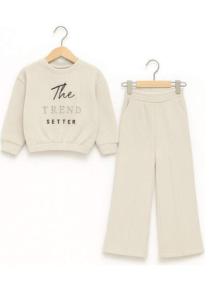 Kız Çocuk Trend Nakışlı Tarz Fitilli Polar Takım