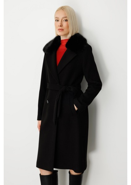 Kadın Yakası Kürklü Beli Kuşaklı Kaban 6001 Siyah fiyatları