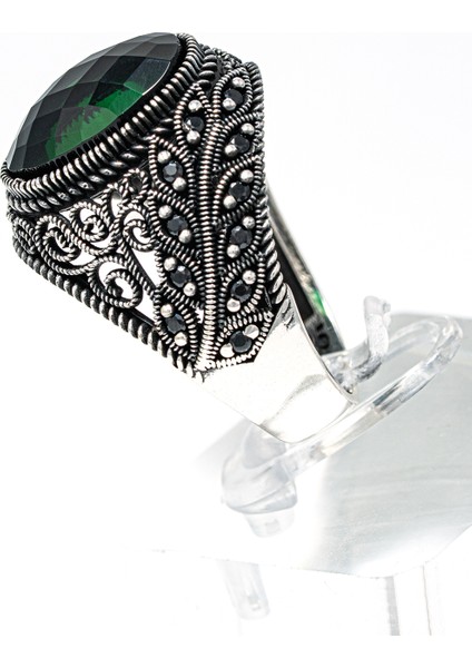 Şık Desenli Yeşil Doğal Taşlı 925 Ayar Gümüş Erkek Yüzük indirimleri