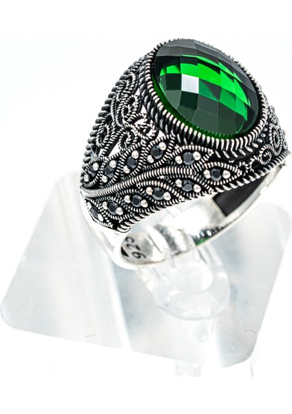 Şık Desenli Yeşil Doğal Taşlı 925 Ayar Gümüş Erkek Yüzük