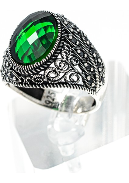 Şık Desenli Yeşil Doğal Taşlı 925 Ayar Gümüş Erkek Yüzük