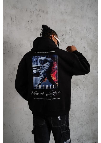 Erkek Astronot Baskılı Kapüşonlu Sweat - Siyah modelleri