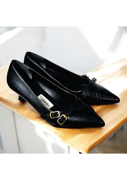 Toka Detaylı 3 cm Kadeh Topuklu Günlük Abiye Stiletto Kadın Ayakkabı