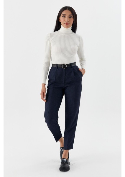 Kemerli Yüksek Bel Pantolon Lacı