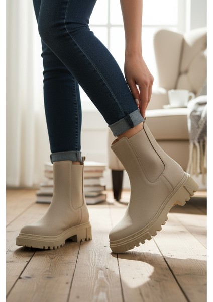 Zarif Bej Lastikli Kauçuk Taban Kadın Bot fiyatları