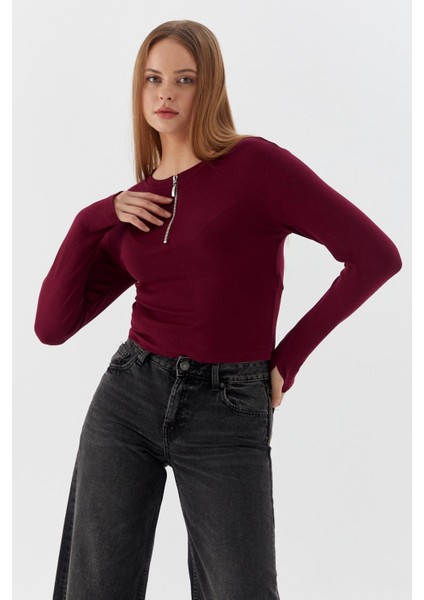 Yakası Fermuarlı Penye Body Bordo fiyatları