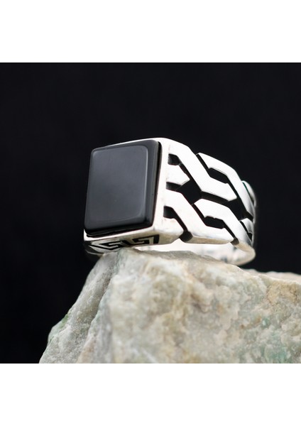 Zincir Tasarım Oniks Taşlı 925 Ayar Gümüş Erkek Yüzük fiyatları