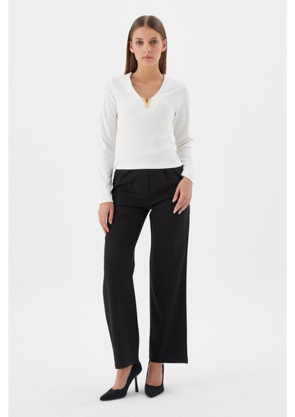 V Yaka Bluz Beyaz fırsatları