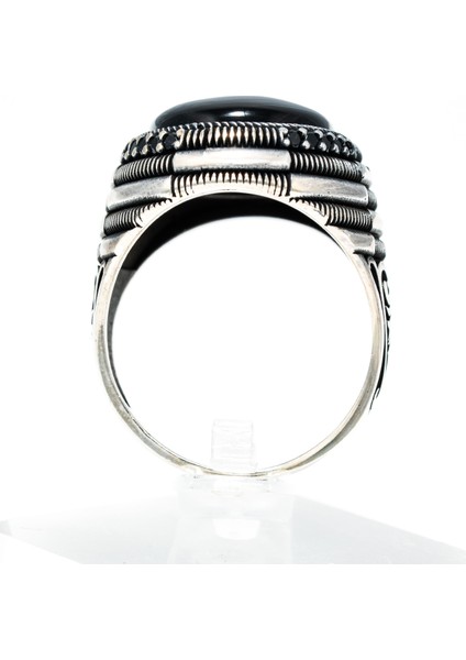 Oniks Taşlı 925 Ayar Gümüş Erkek Yüzük – Klasik ve Gösterişli Tasarım